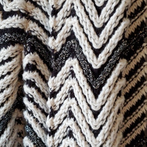 INC LONG LINE BELTED CARDIGAN SWEATER BLACK CREAMY WHITE ZIG ZAG SIZE SMALL - Picture 3 of 10